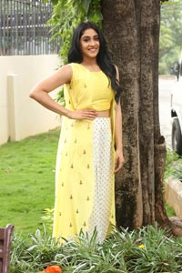 Bollywood Actress Regina Cassandra