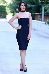 Raashi Khanna Tamil Actress