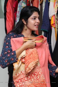 Anand Sai Wife Vasuki
