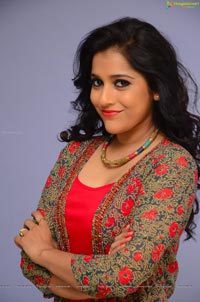 Heroine Rashmi Gautam Photos