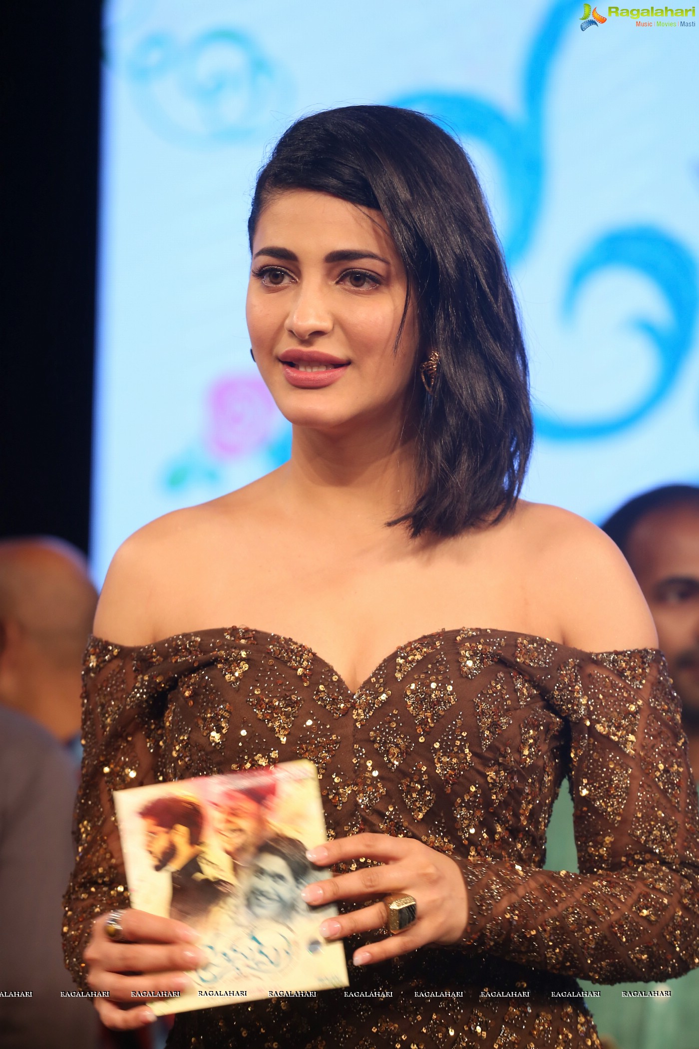 Shruti Haasan (Posters)