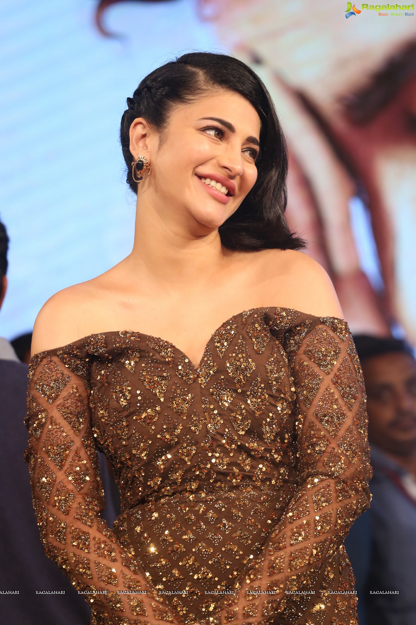 Shruti Haasan (Posters)