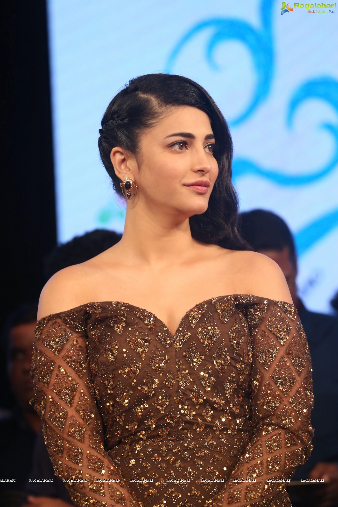 Shruti Haasan (Posters)