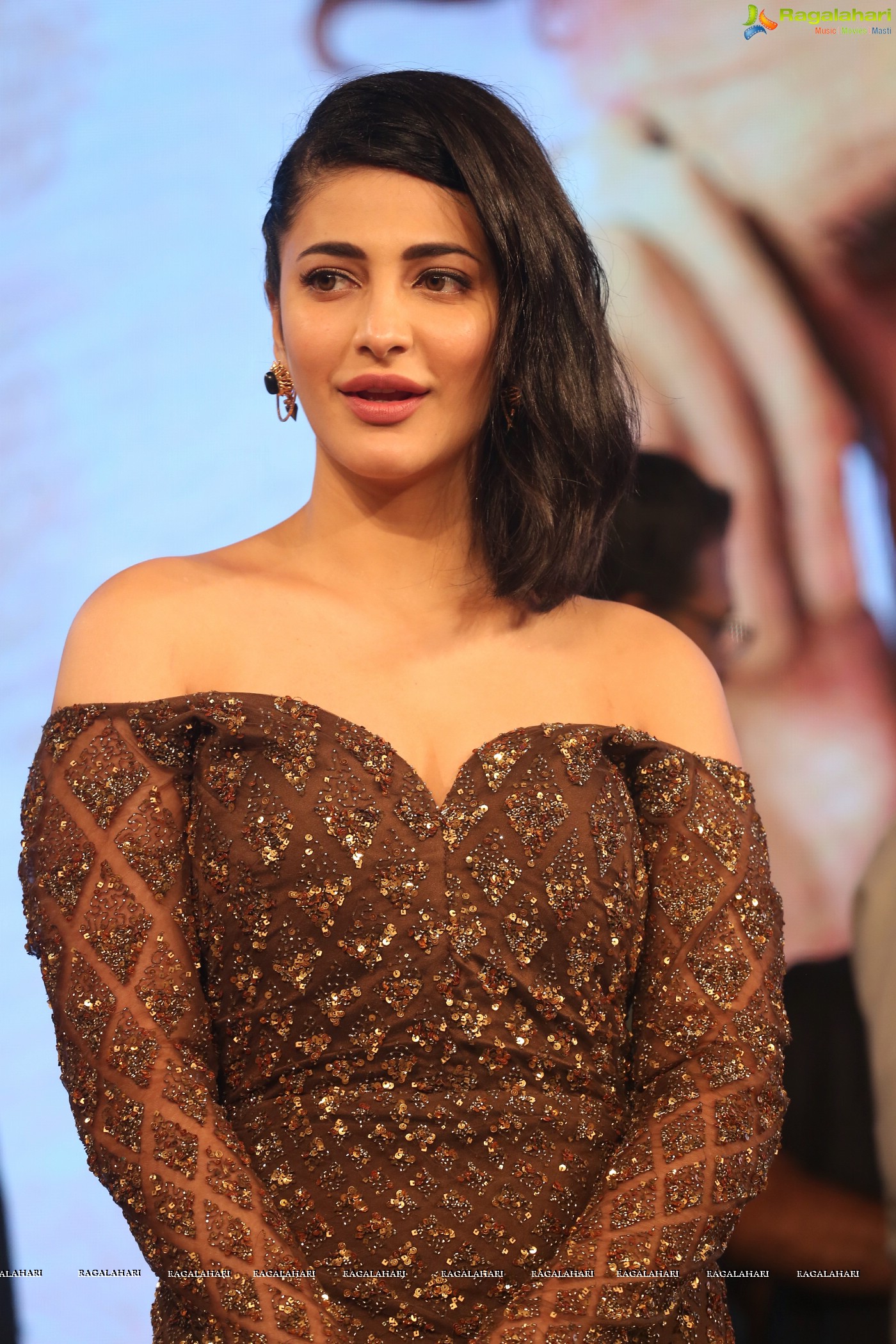 Shruti Haasan (Posters)