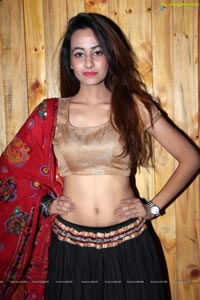 Amiksha Photos