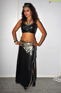 Nisha Dancer