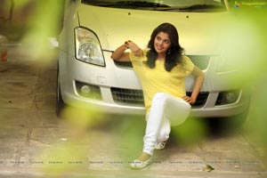 Heroine Shravyah