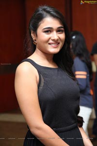 Shalini Pandey Arjun Reddy Heroine