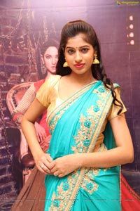Model Naziya Khan