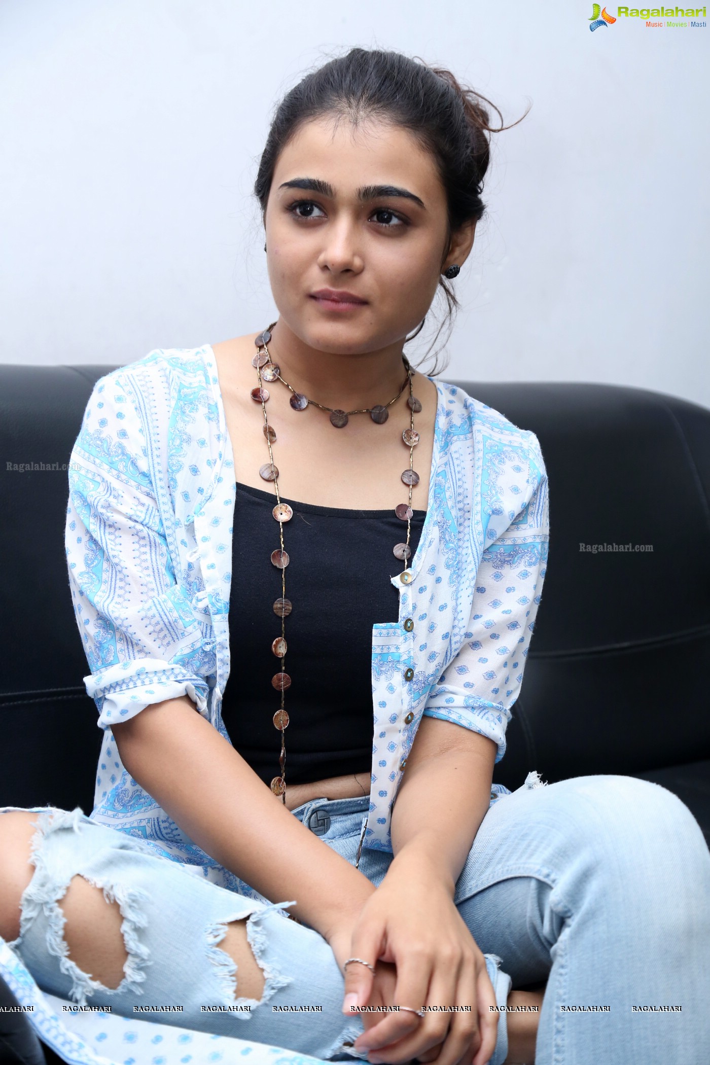 Shalini Pandey (Posters)