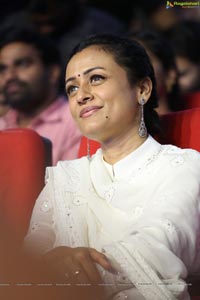 Namrata Shirodkar-Gautham-Sitara