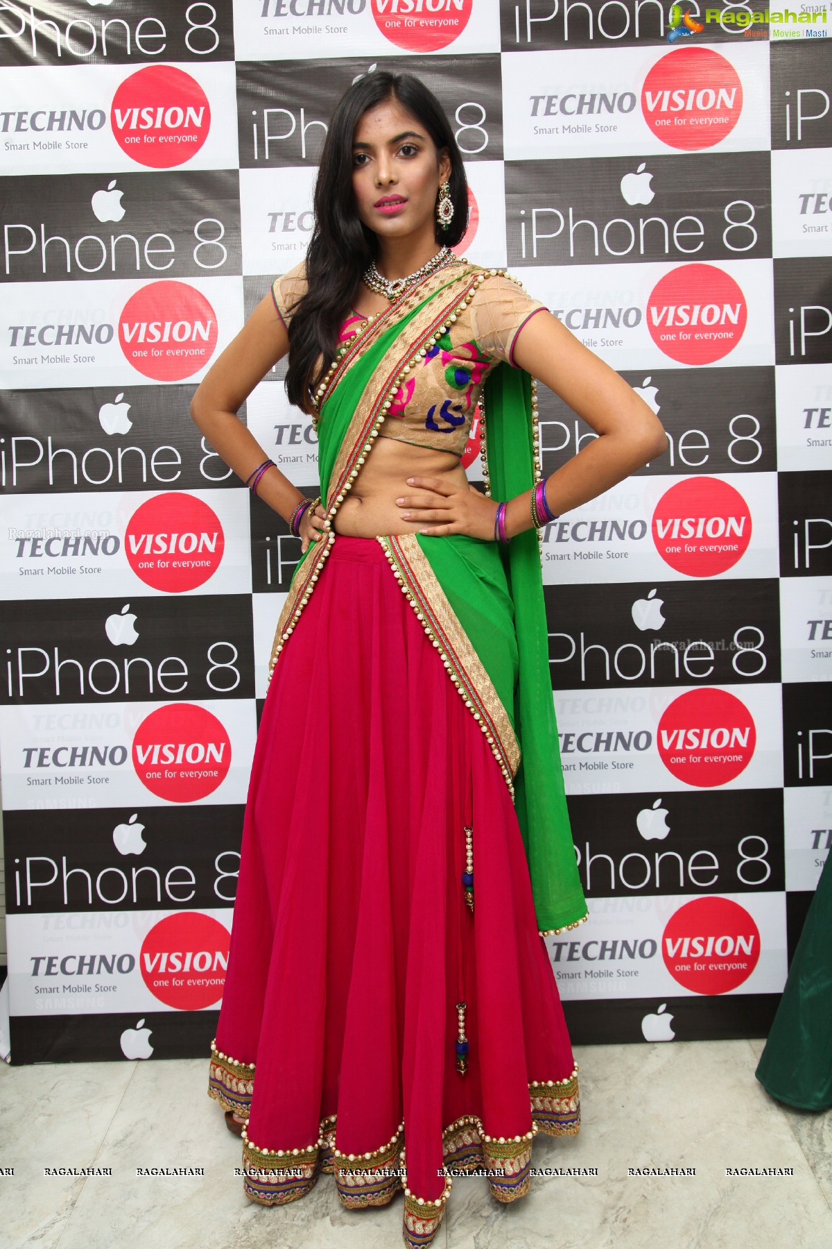 Khushboo Maheshwari at iPhone 8 Launch, Hyderabad