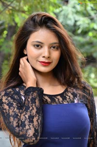 Neha Gupta Telugu Heroine