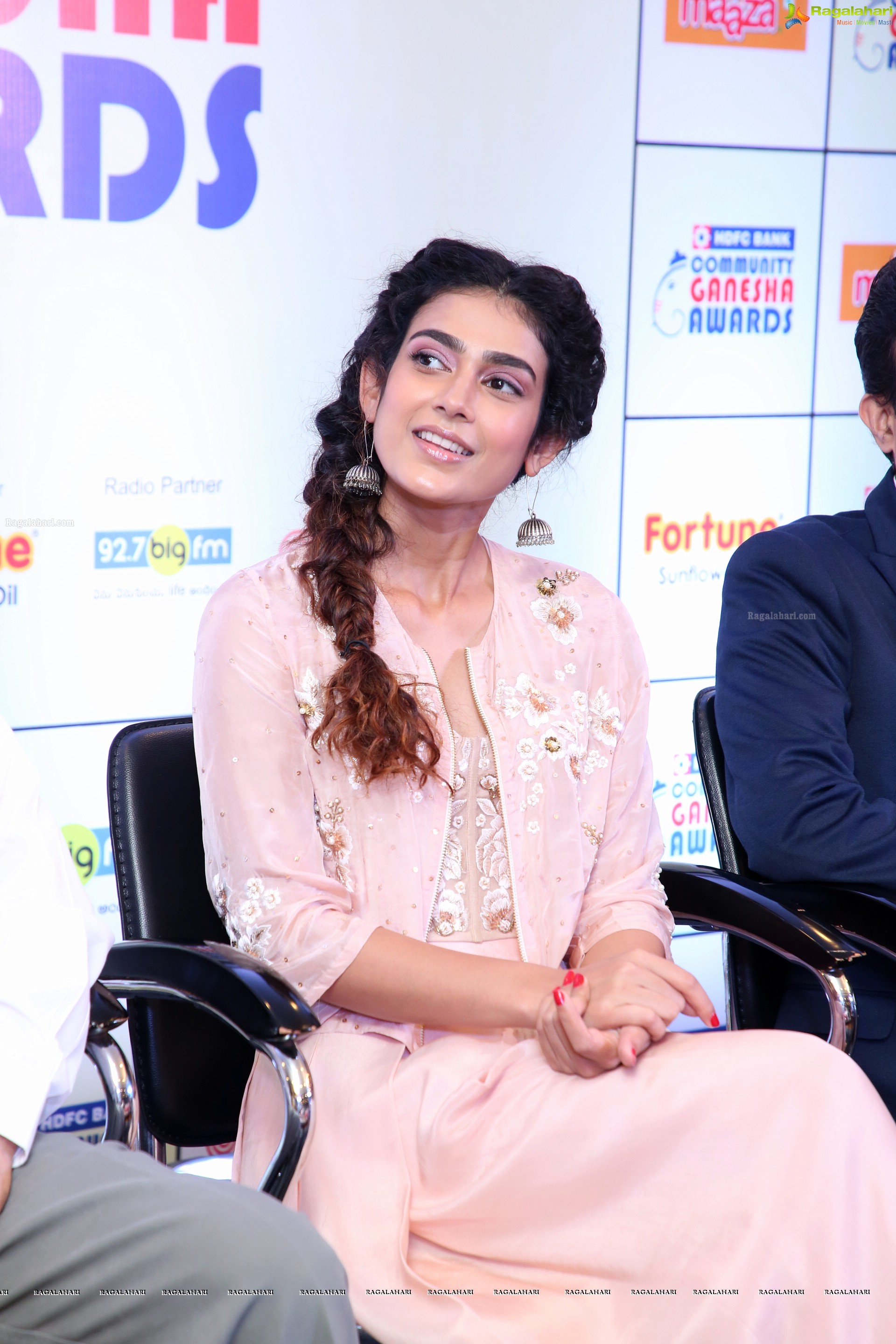 Aakanksha Singh at HDFC Bank Community Ganesha Awards (High Definition Photos)