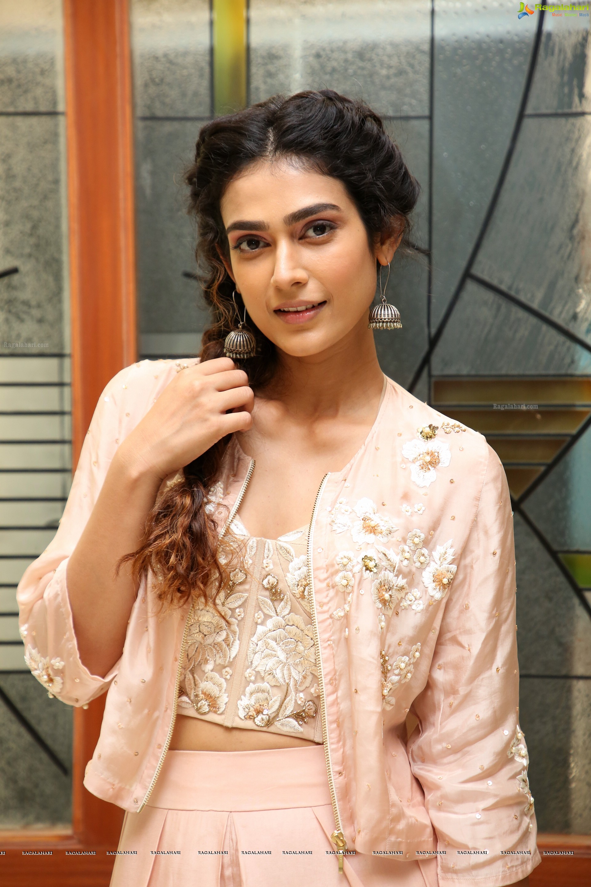 Aakanksha Singh at HDFC Bank Community Ganesha Awards (High Definition Photos)