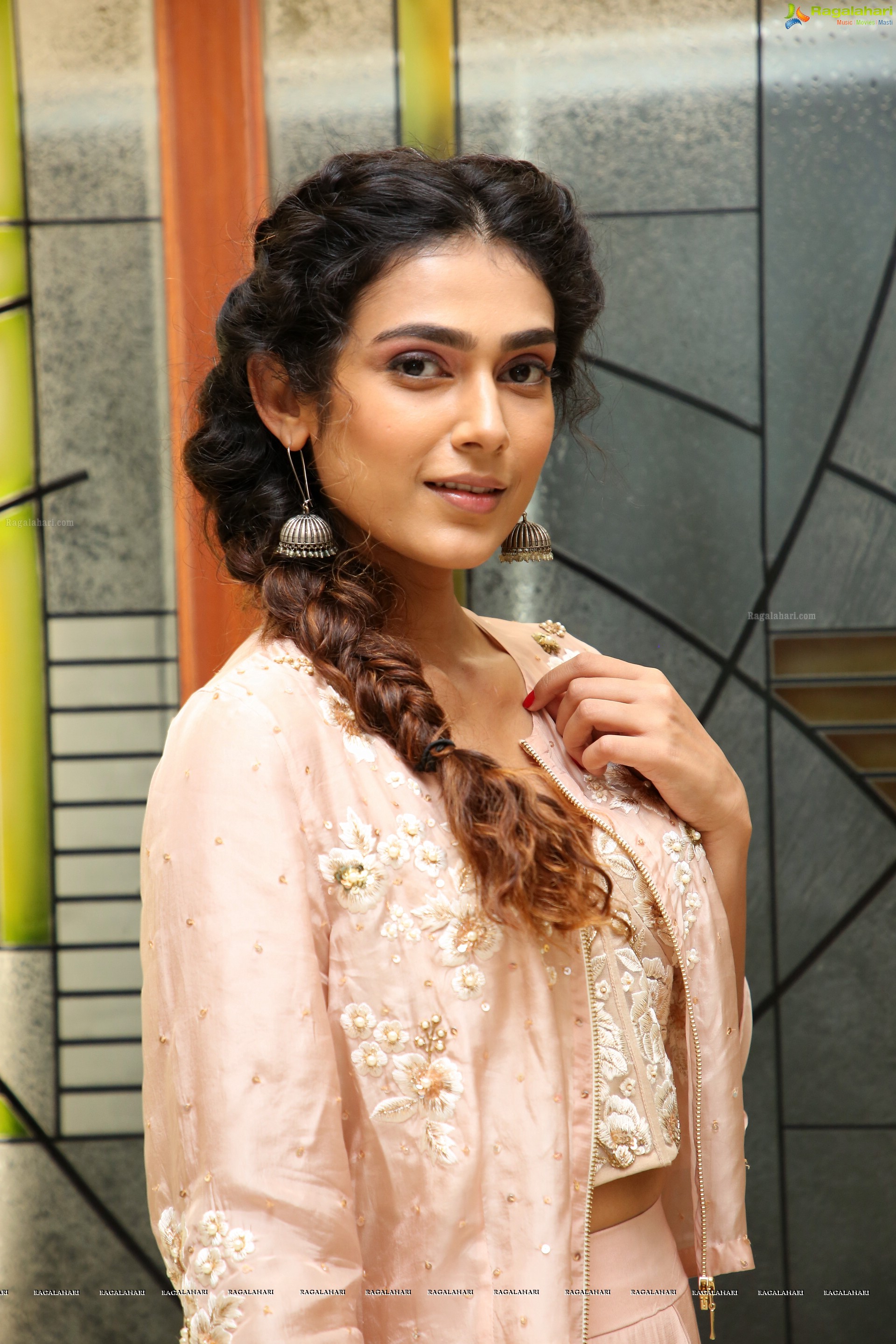 Aakanksha Singh at HDFC Bank Community Ganesha Awards (High Definition Photos)