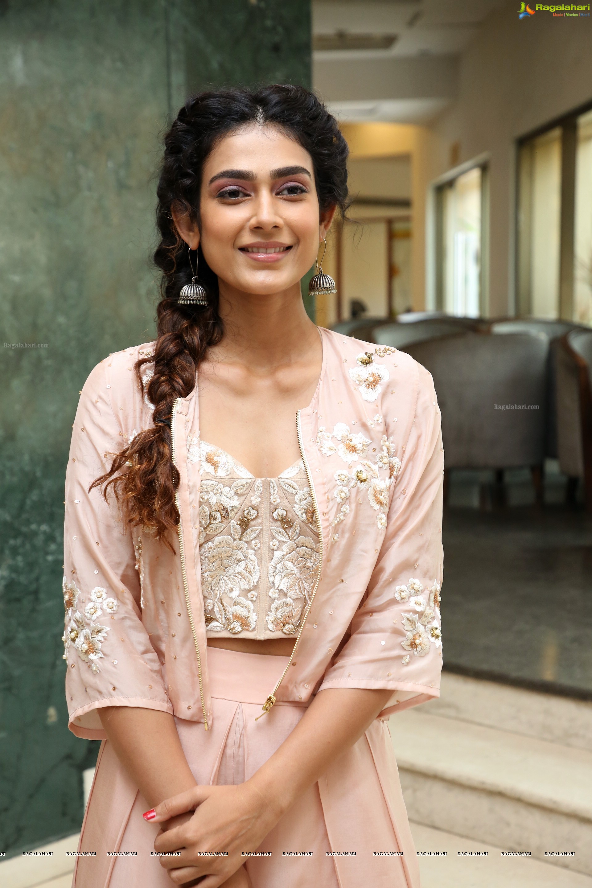 Aakanksha Singh at HDFC Bank Community Ganesha Awards (High Definition Photos)