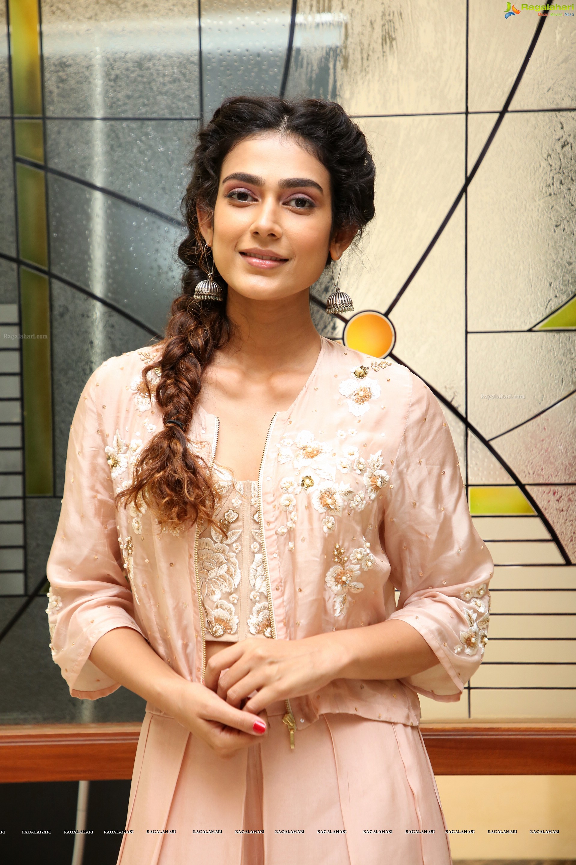 Aakanksha Singh at HDFC Bank Community Ganesha Awards (High Definition Photos)