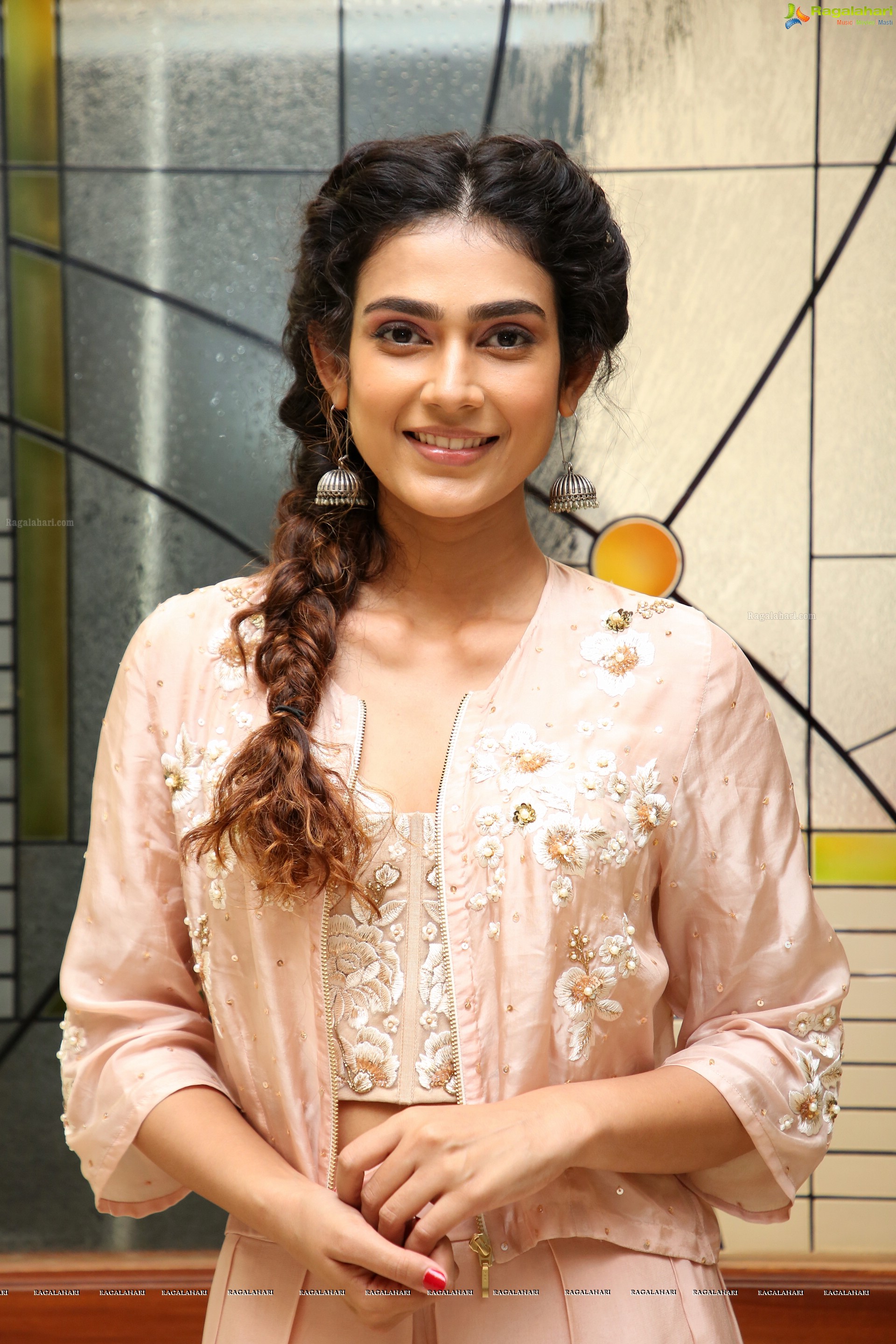 Aakanksha Singh at HDFC Bank Community Ganesha Awards (High Definition Photos)