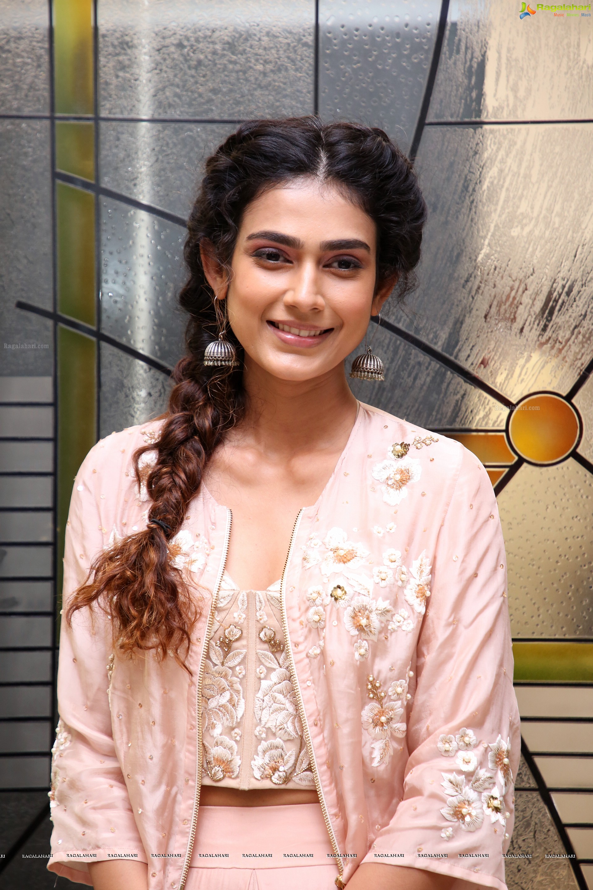 Aakanksha Singh at HDFC Bank Community Ganesha Awards (High Definition Photos)