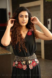 Aakanksha Singh