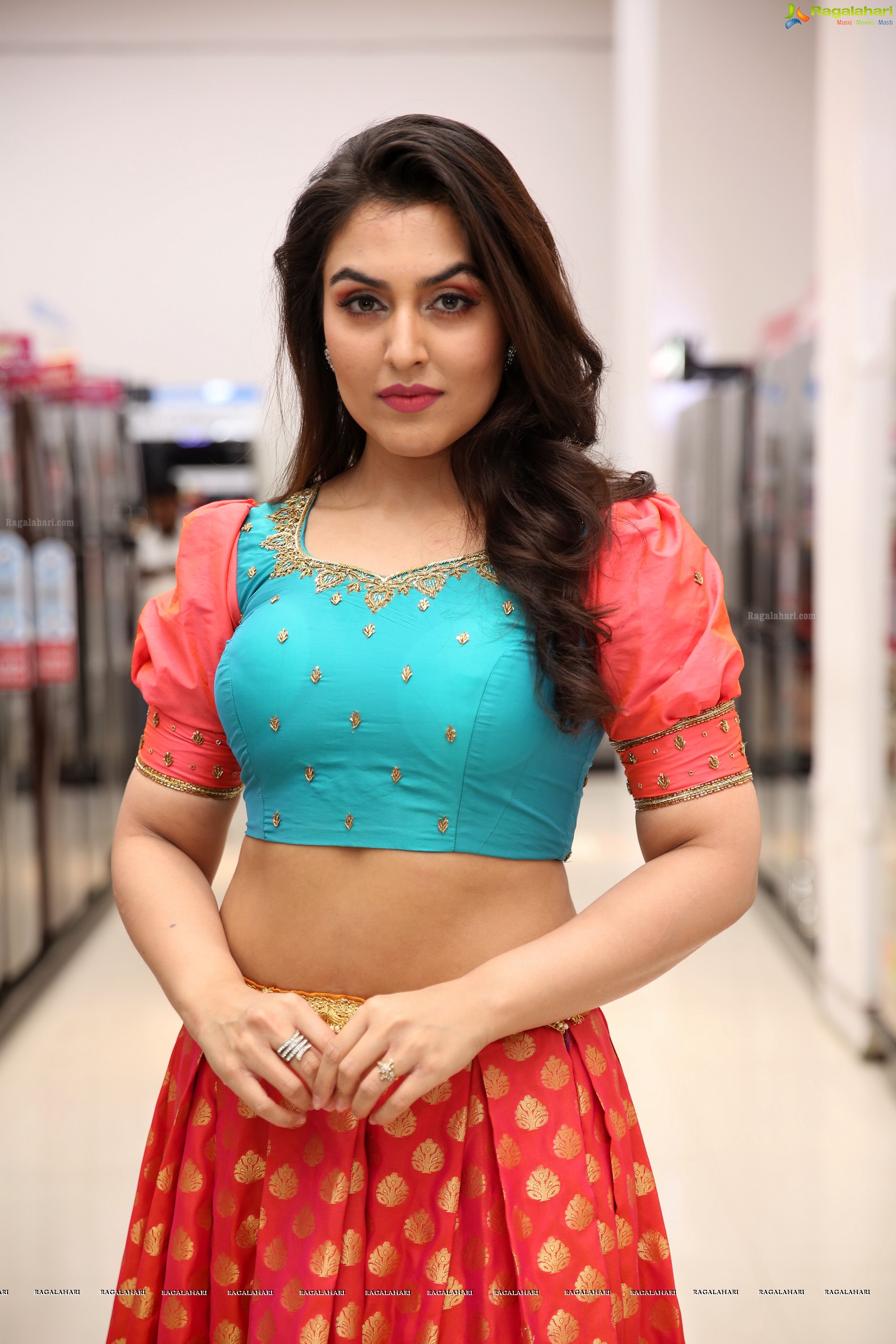 Ananya Soni at Bajaj Electronics  (High Definition Photos)