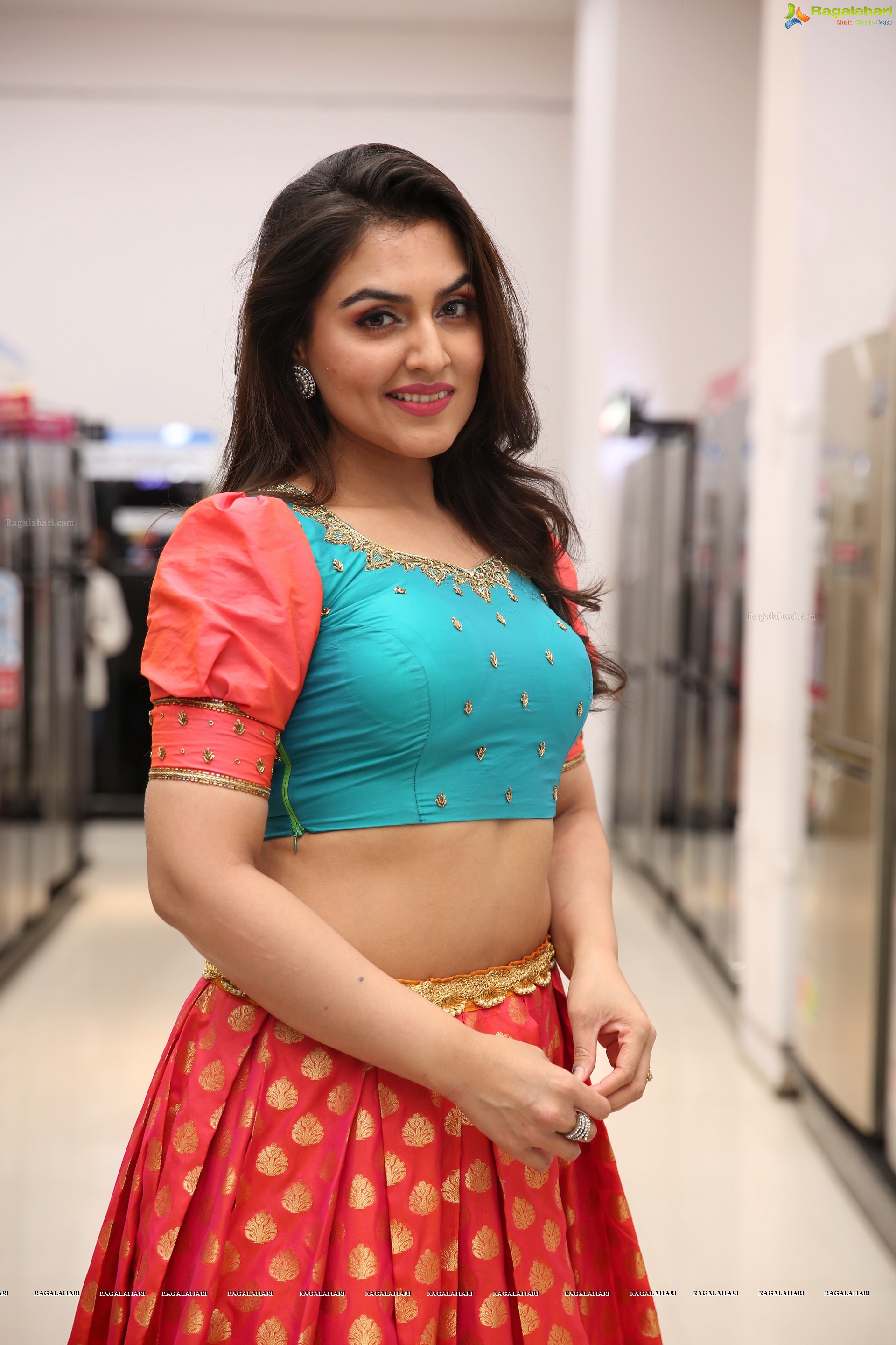 Ananya Soni at Bajaj Electronics  (High Definition Photos)