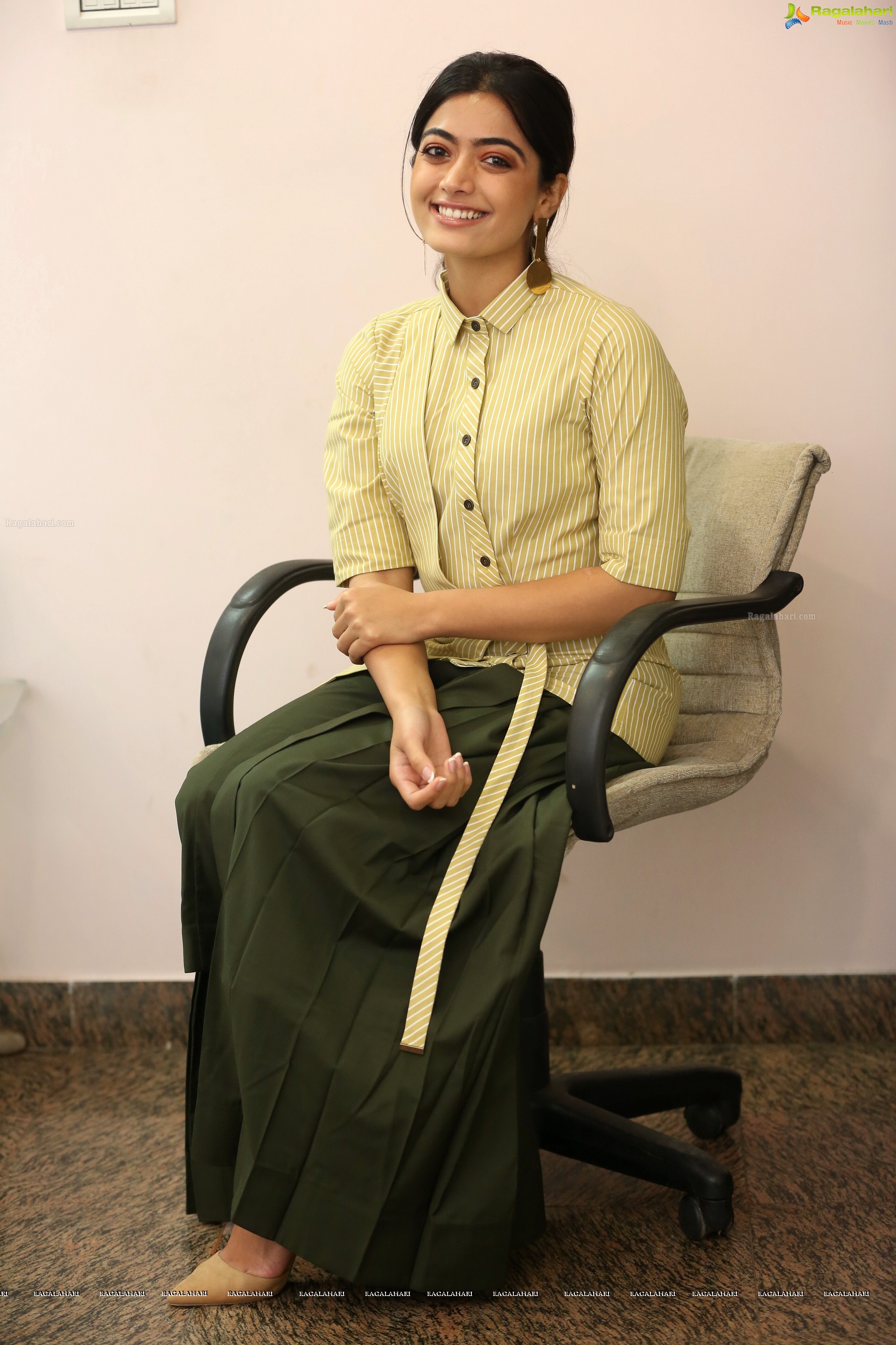 Rashmika Mandanna at Devadas Interview (High Definition Photos)