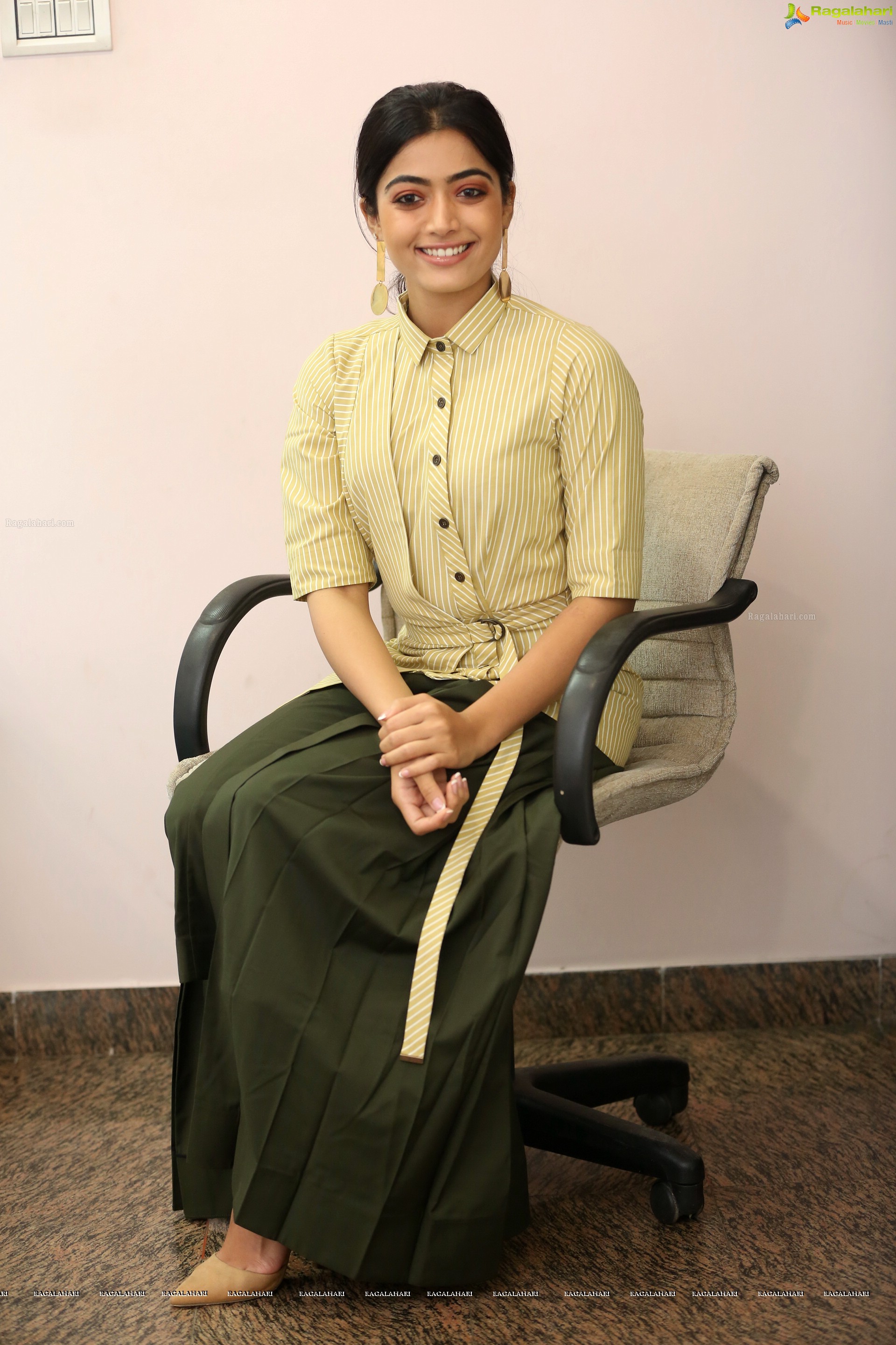 Rashmika Mandanna at Devadas Interview (High Definition Photos)
