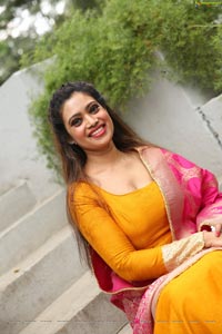 Madhavi Reddy