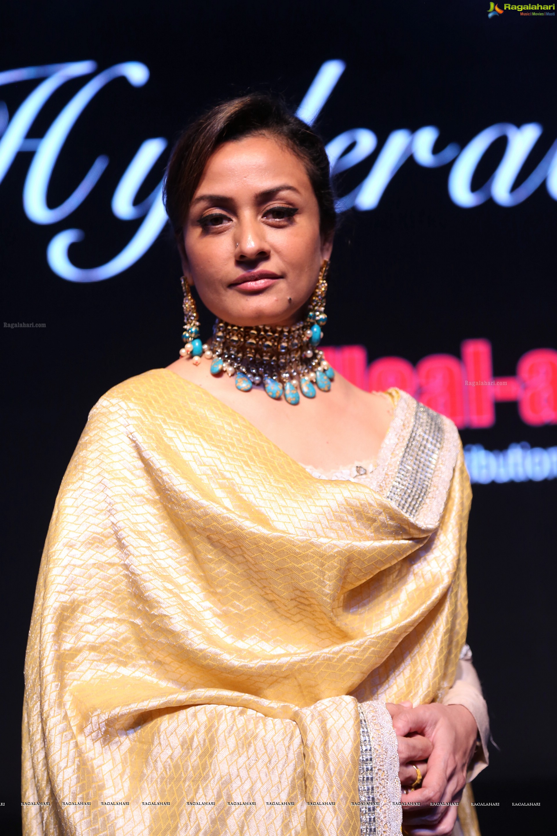 Namrata Shirodkar @ Hyderabad Walks for Heal-a-Child - HD Gallery