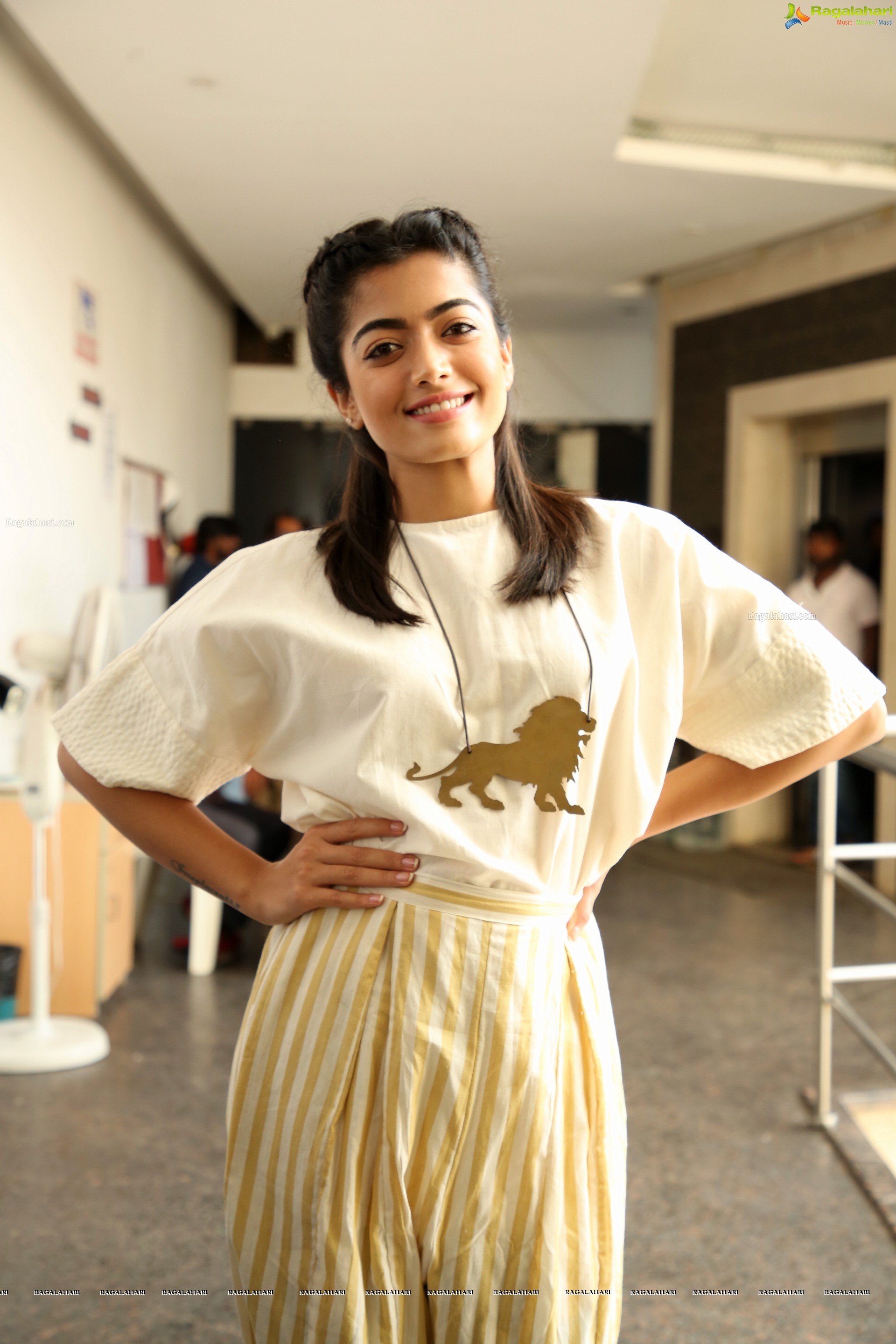 Rashmika Mandanna at Devadas Pre-Release Press Meet (High Definition Photos)