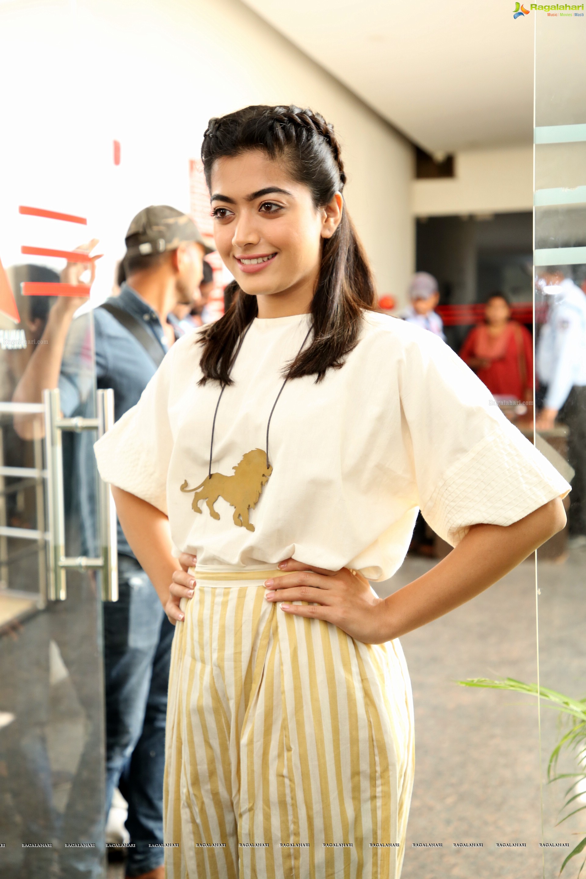 Rashmika Mandanna at Devadas Pre-Release Press Meet (High Definition Photos)