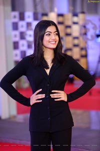 Heroine Rashmika Mandanna