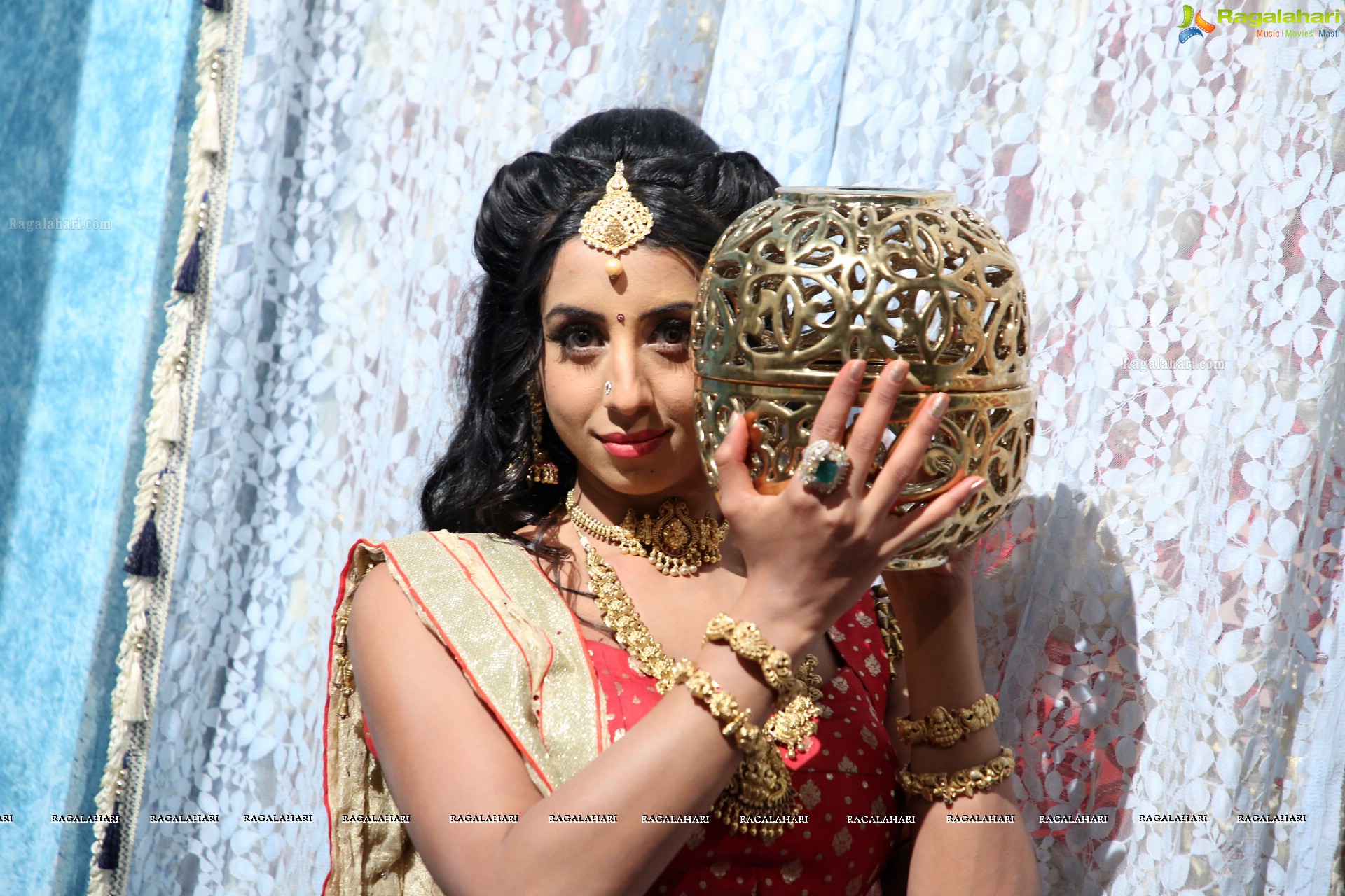Sanjjanaa Galrani on The Sets of Swarna Khadgam (HD Photos)