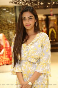 Shivangi Mehra (HD) at The Chennai Silks Fashion Carnival