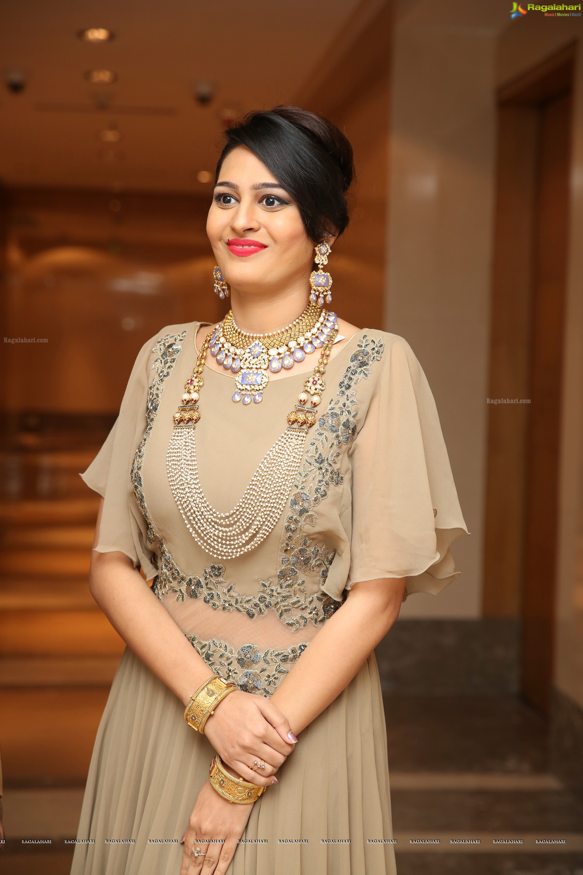 Swetha Jadhav at JITO Lifestyle and Jewellery Expo Curtain Raiser (High Definition Photos)