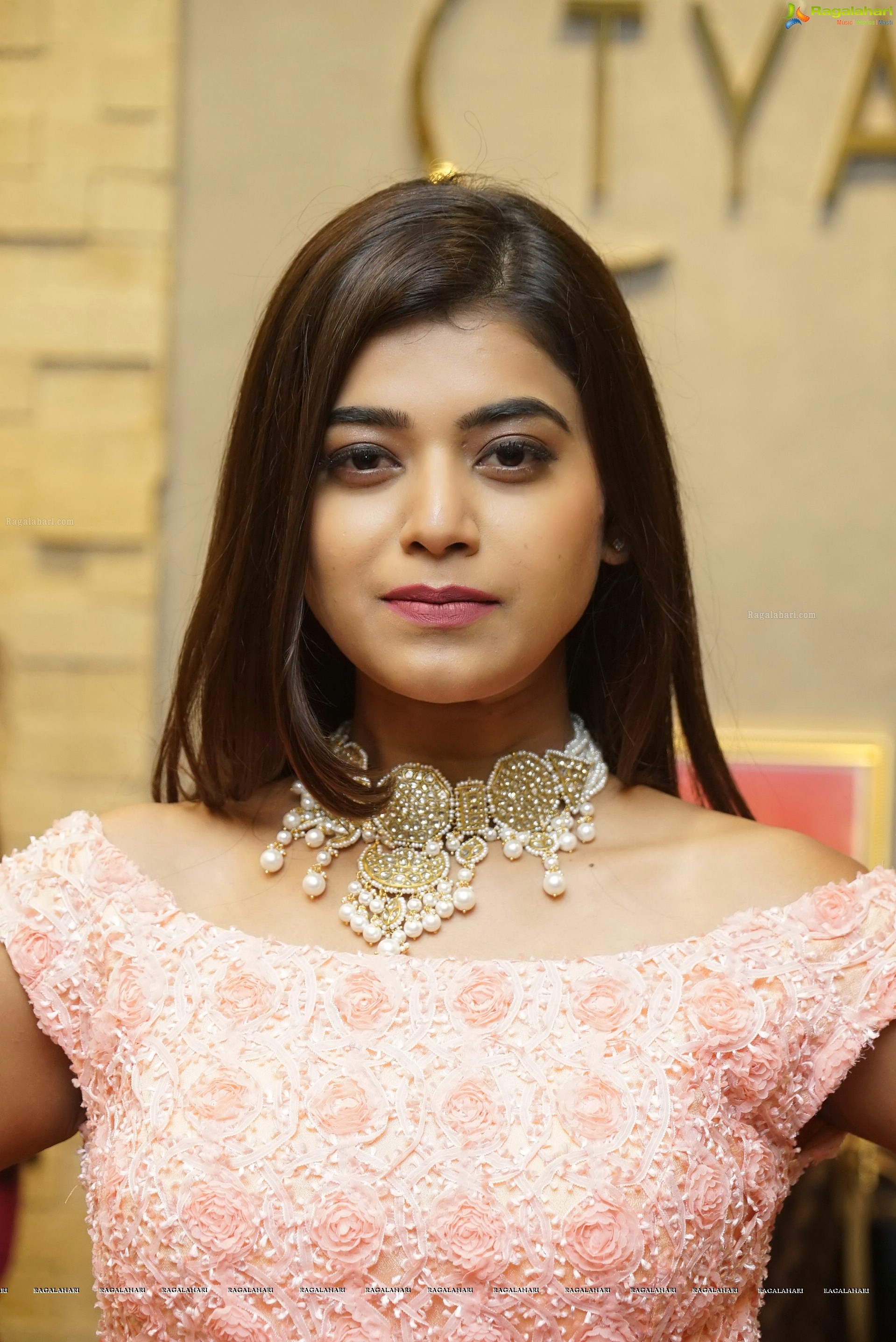 Yamini Bhaskar at Pre-Wedding Collection Launch at Tyaani Fine Jewellery (High Definition Photos)