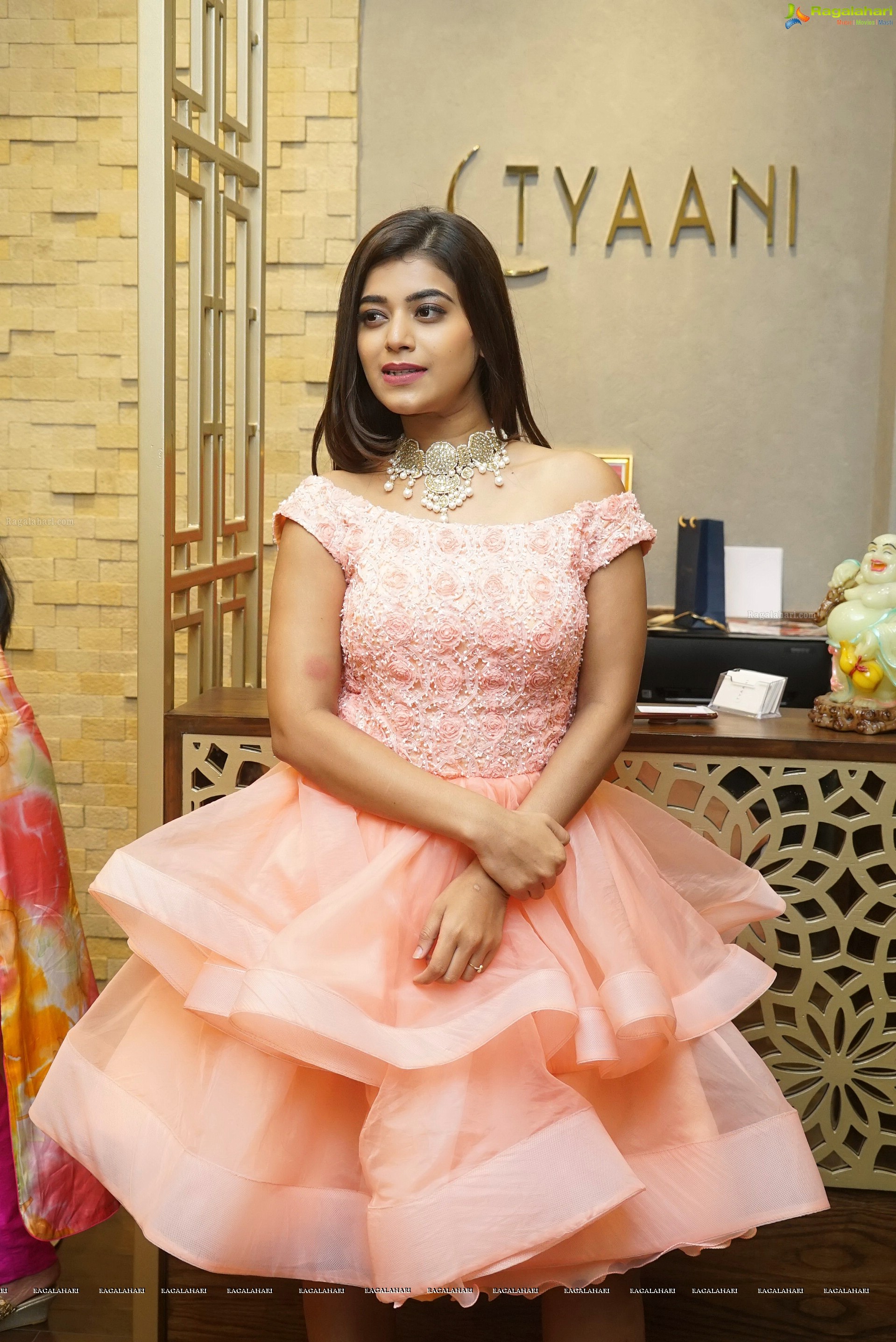 Yamini Bhaskar at Pre-Wedding Collection Launch at Tyaani Fine Jewellery (High Definition Photos)