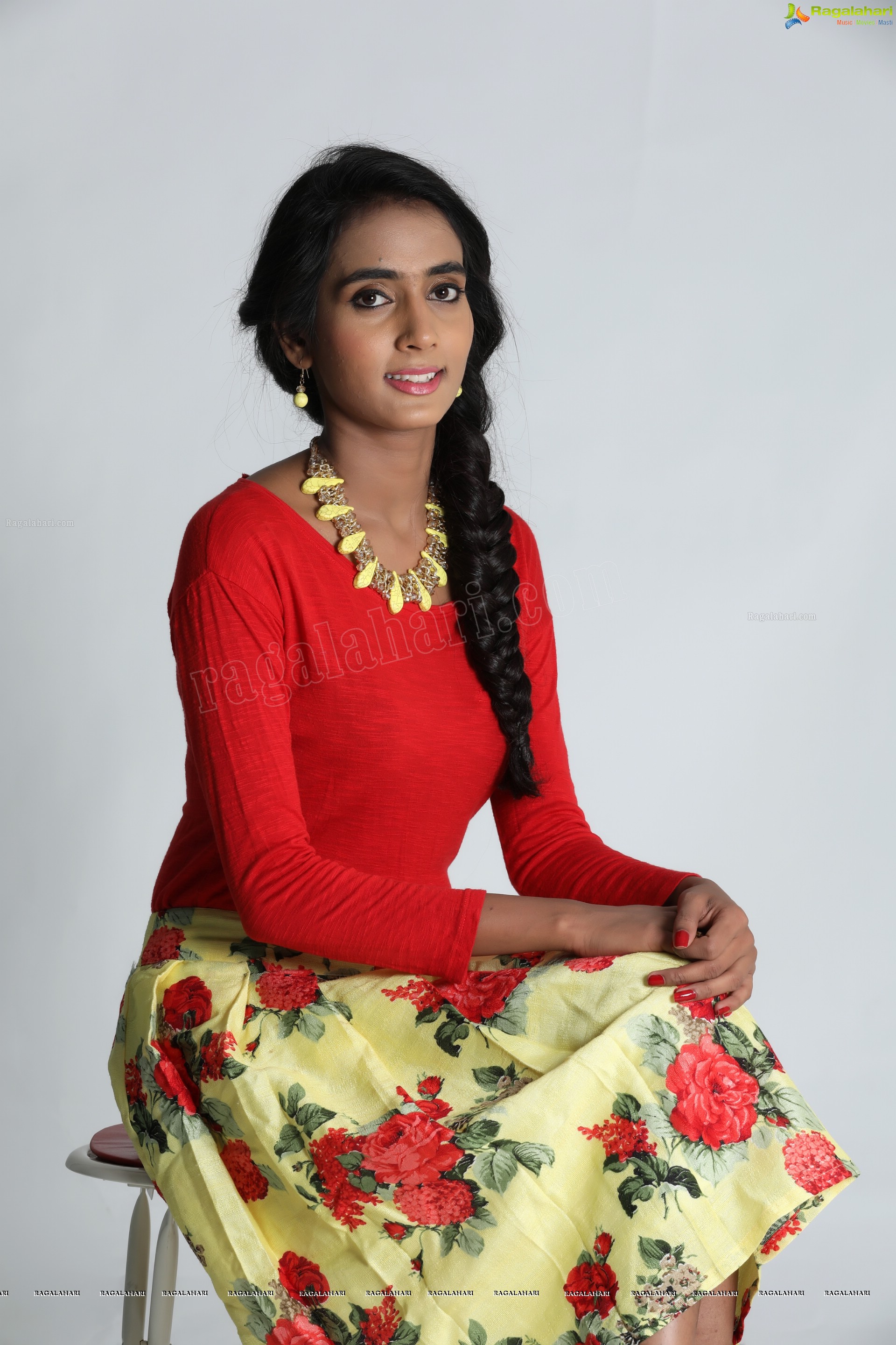 Bharathi Parlli (Exclusive Photo Shoot) (High Definition Photos)