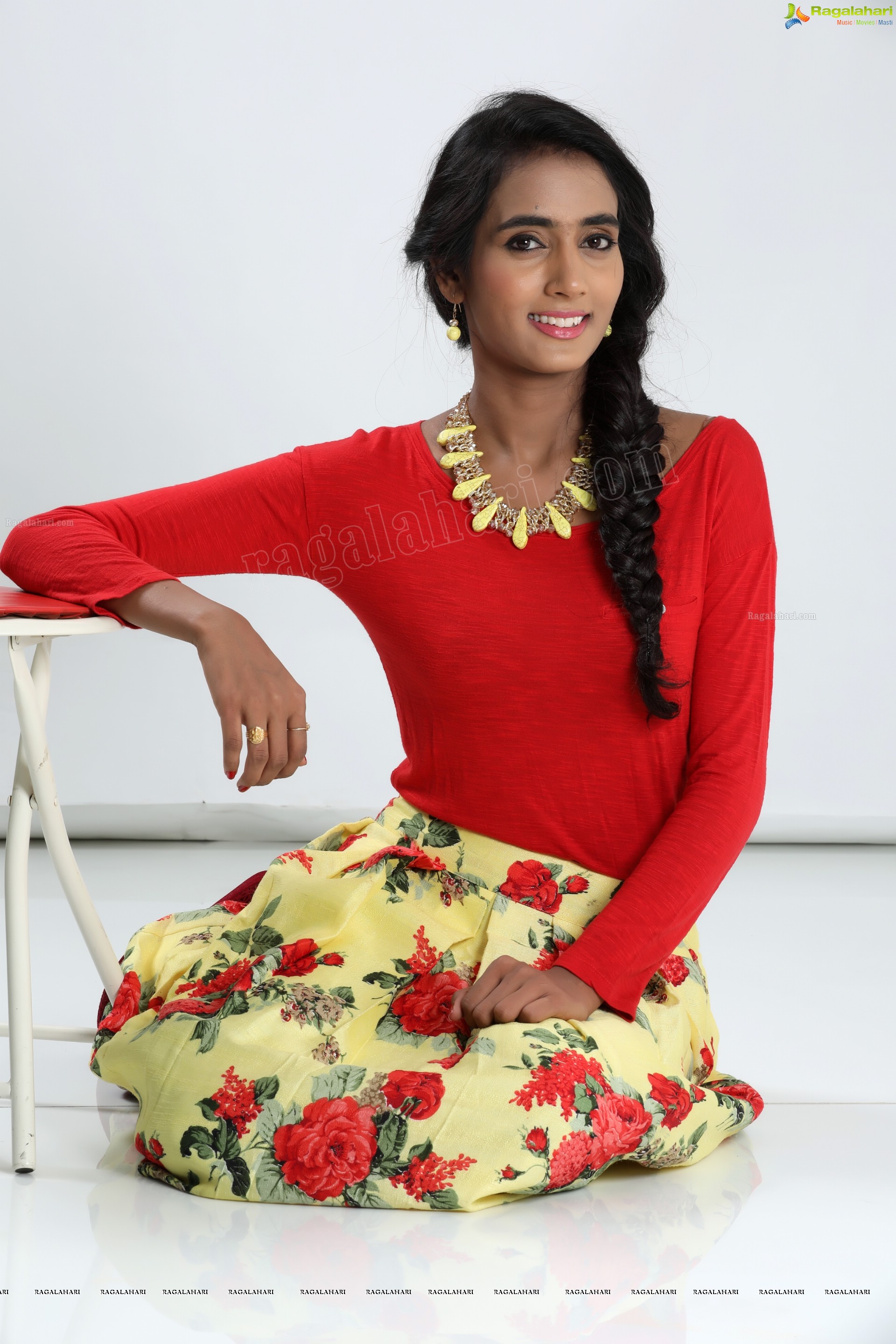 Bharathi Parlli (Exclusive Photo Shoot) (High Definition Photos)