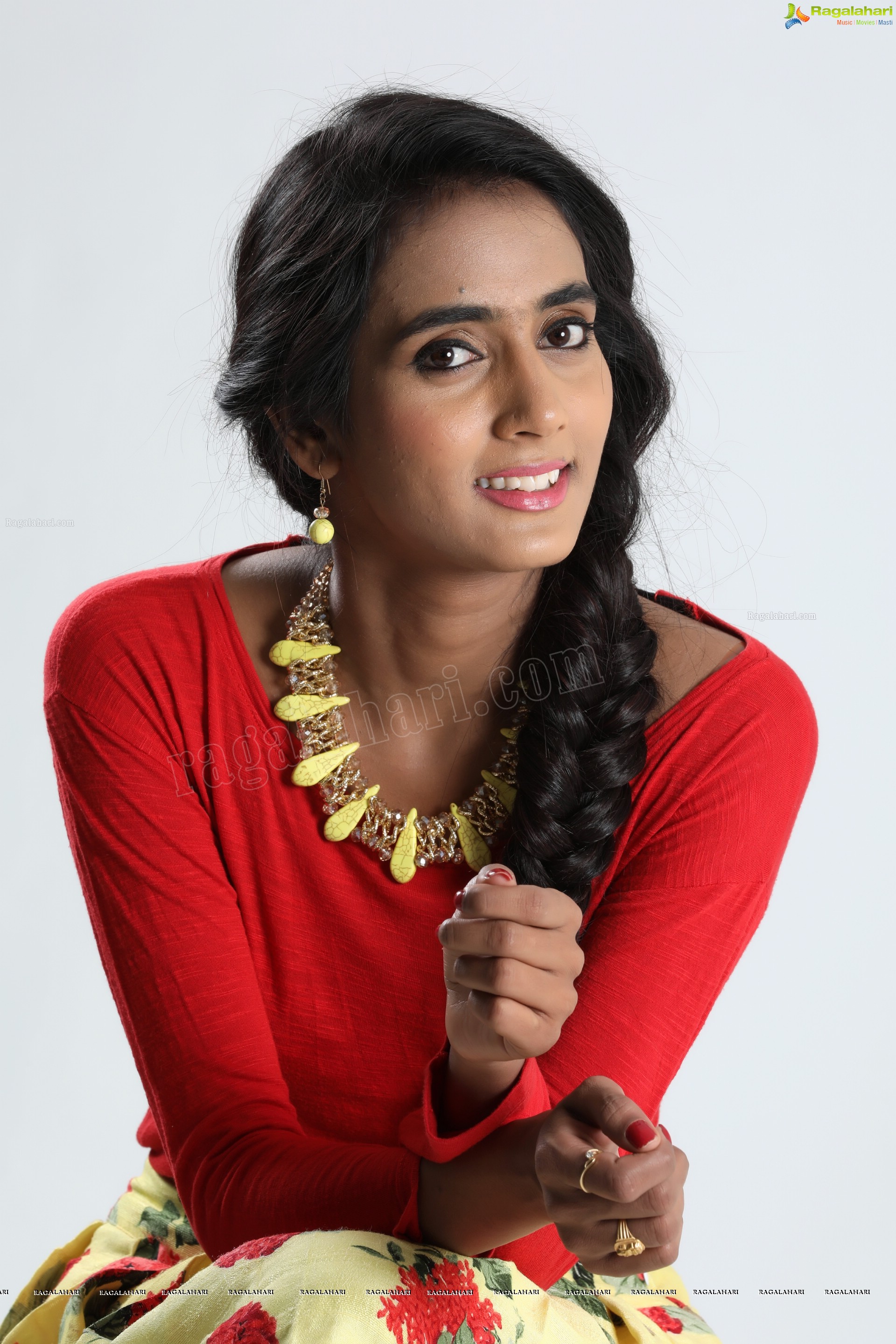 Bharathi Parlli (Exclusive Photo Shoot) (High Definition Photos)