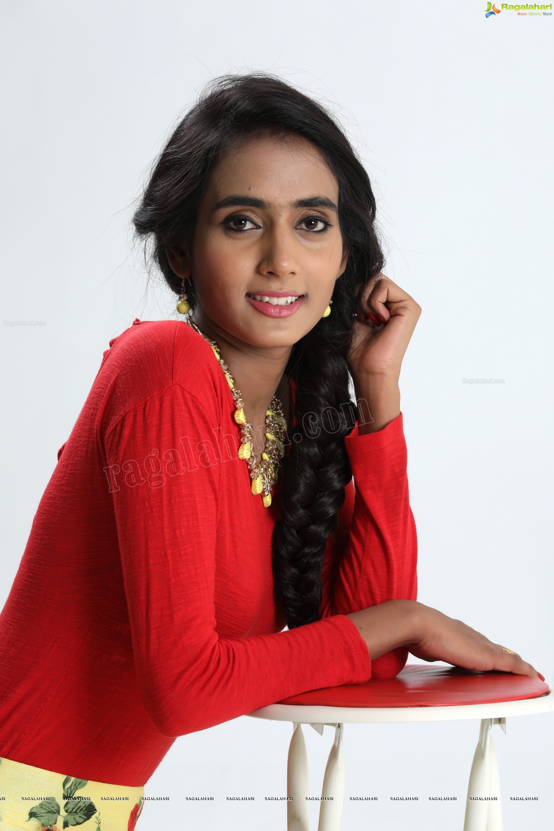 Bharathi Parlli (Exclusive Photo Shoot) (High Definition Photos)