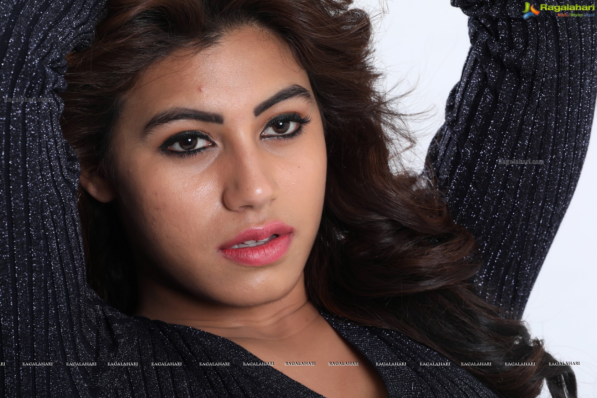 Swati Verma (Exclusive Photo Shoot) (High Definition Photos)