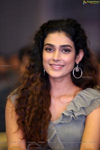 Aakanksha Singh