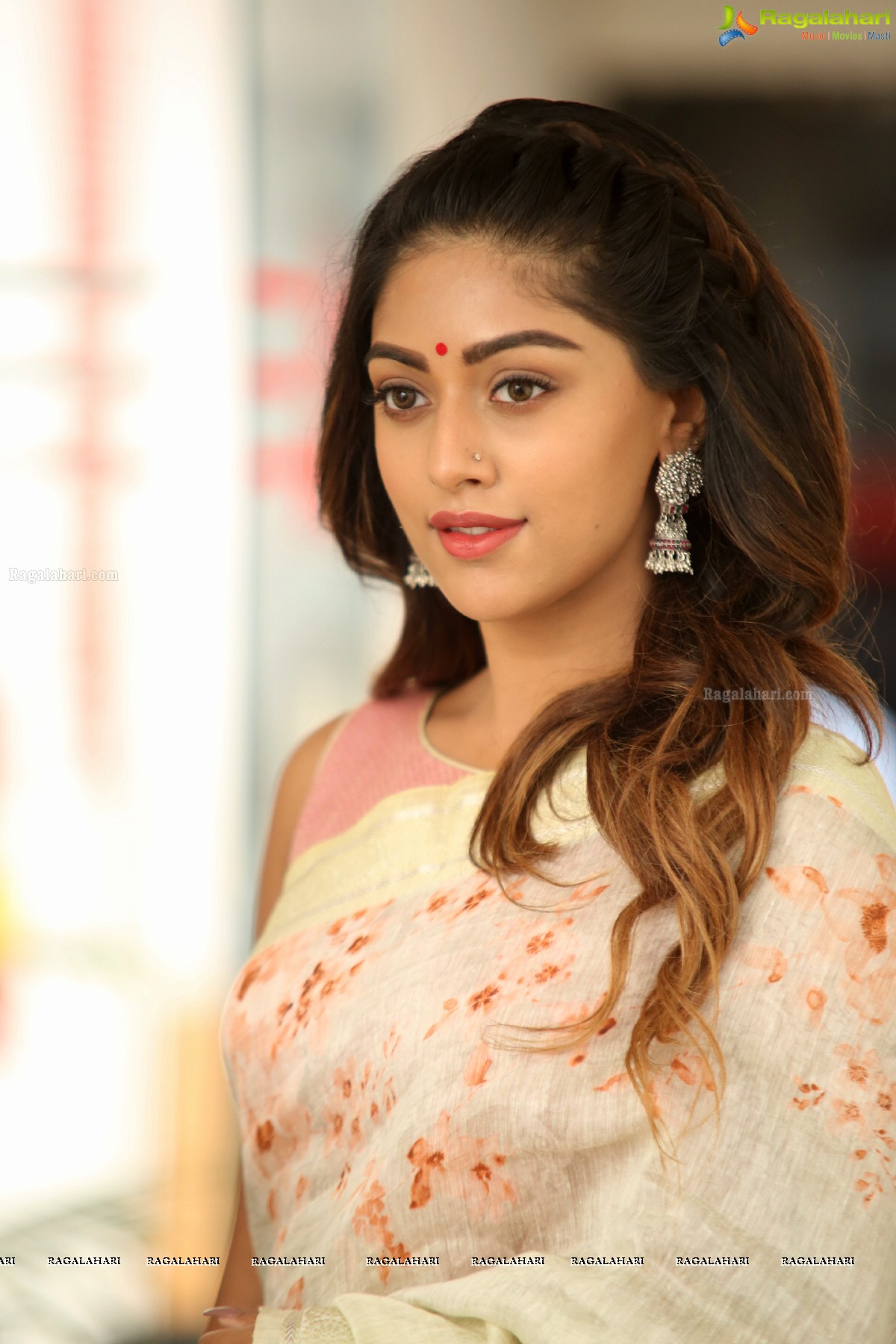 Anu Emmanuel at Shailaja Reddy Alludu Interview