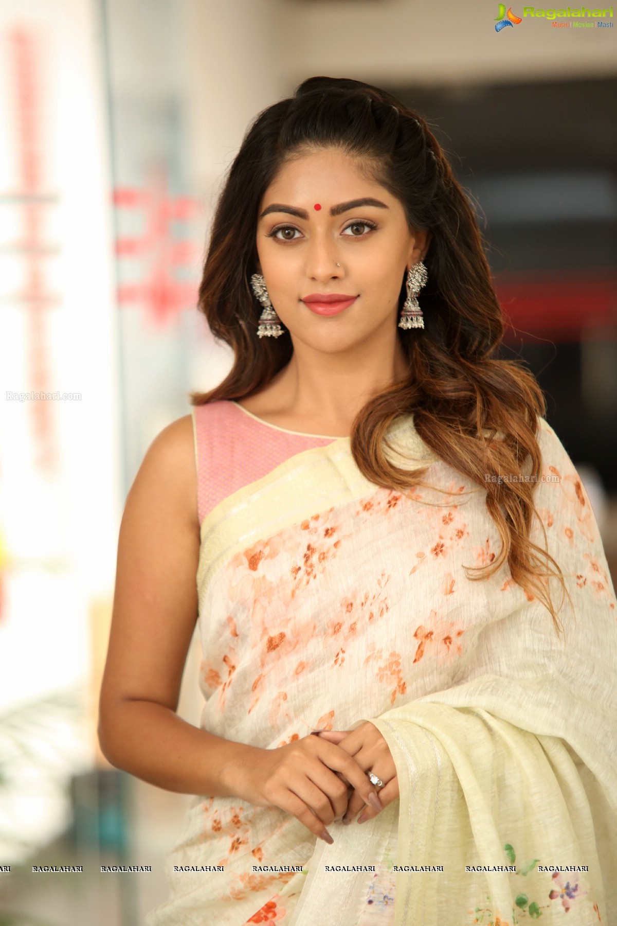 Anu Emmanuel at Shailaja Reddy Alludu Interview