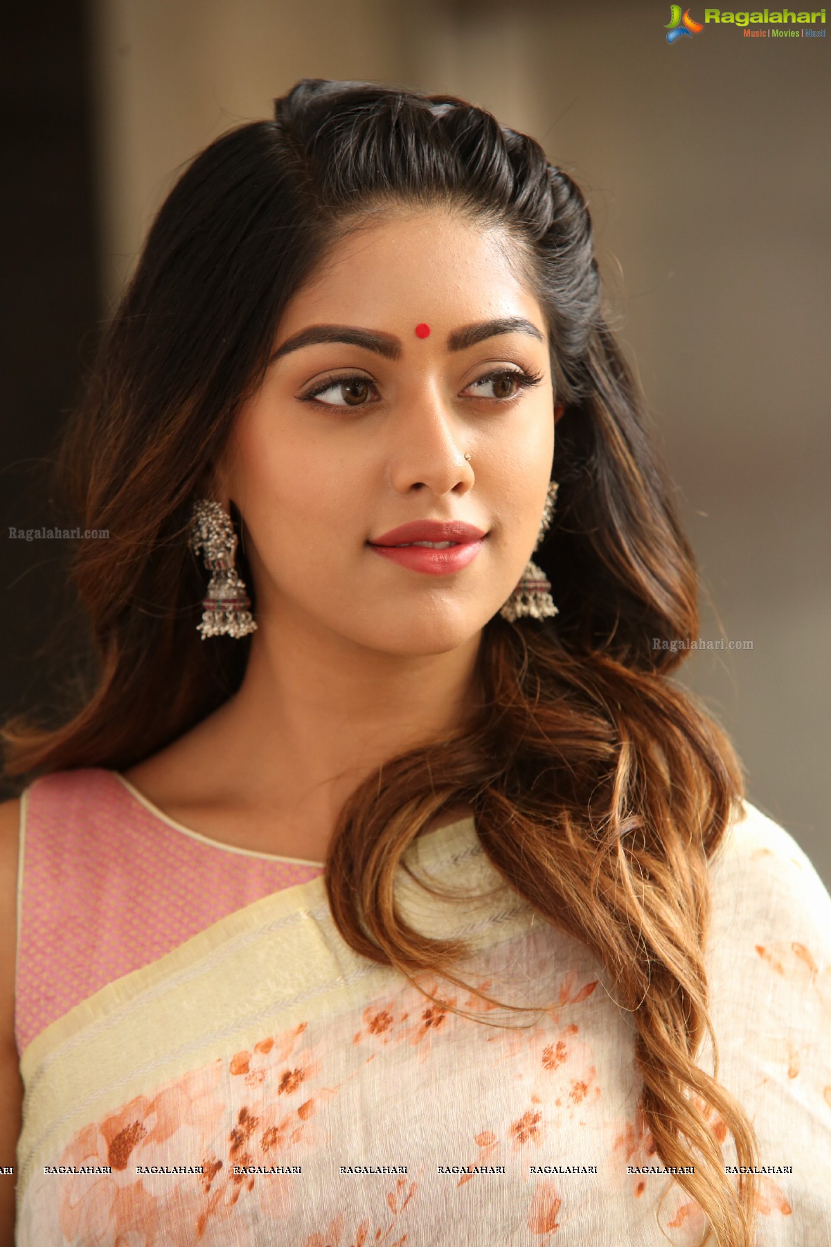 Anu Emmanuel at Shailaja Reddy Alludu Interview