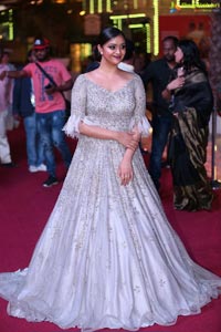 Keerthy Suresh SIIMA 2018