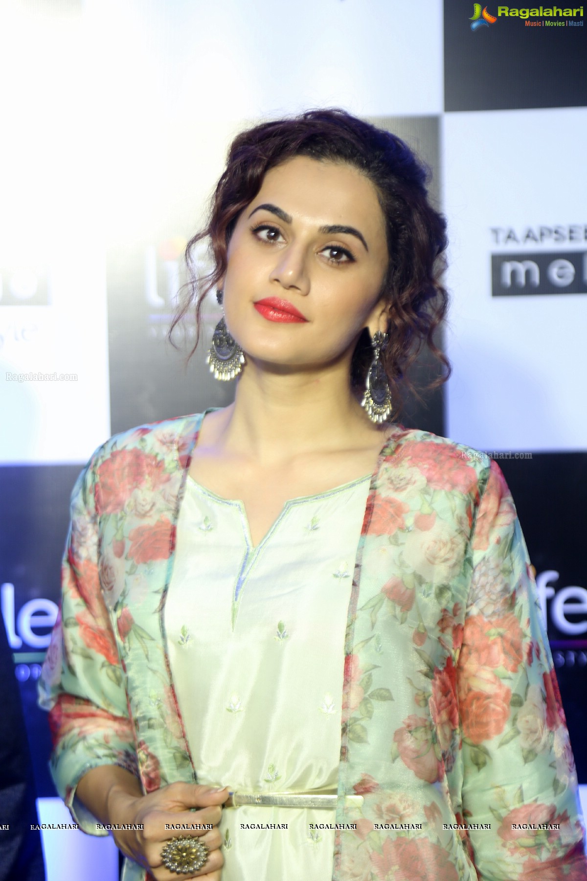 Taapsee at Lifestyle Festive Collection Launch